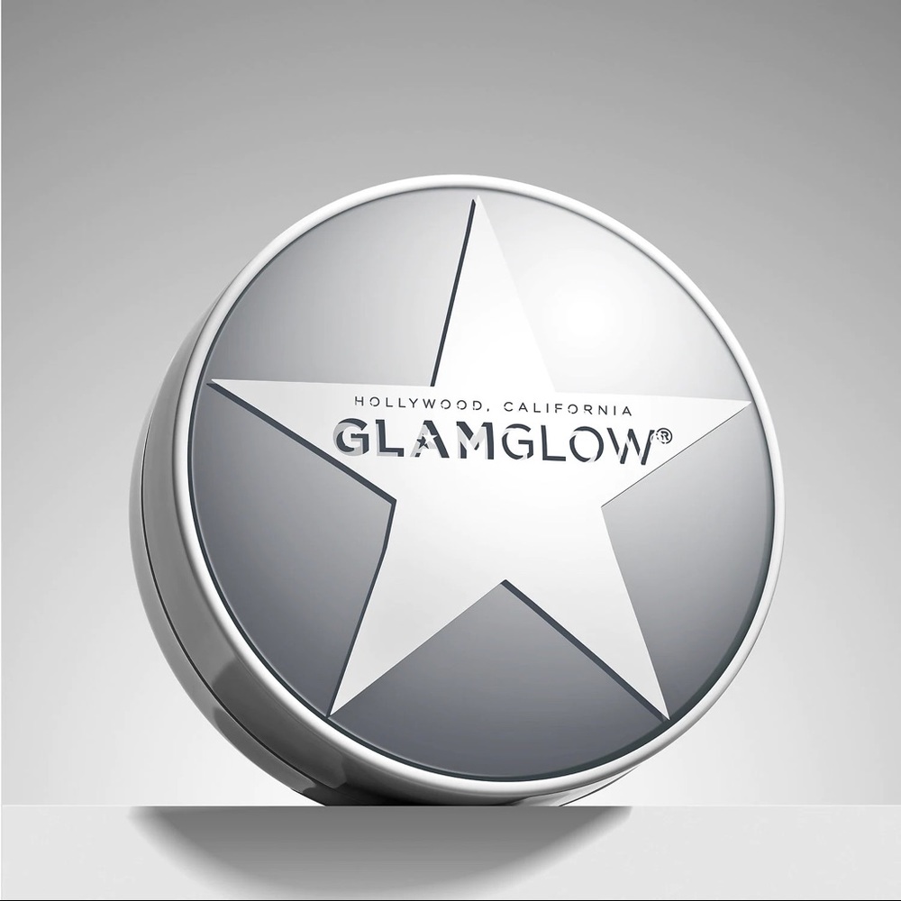 GlamGlow SuperMattify 6-Acid Clarifying Primer